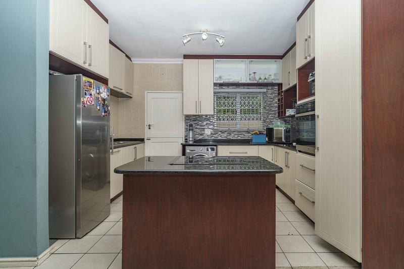 3 Bedroom Property for Sale in Amanzimtoti KwaZulu-Natal
