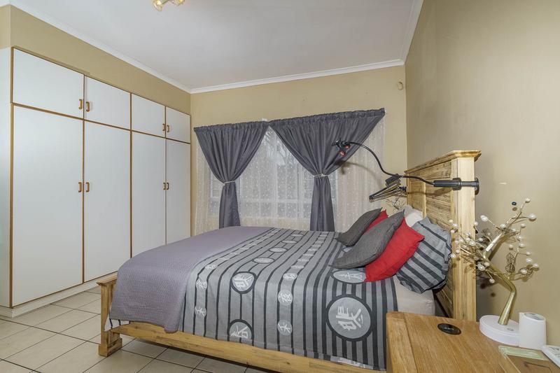 3 Bedroom Property for Sale in Amanzimtoti KwaZulu-Natal