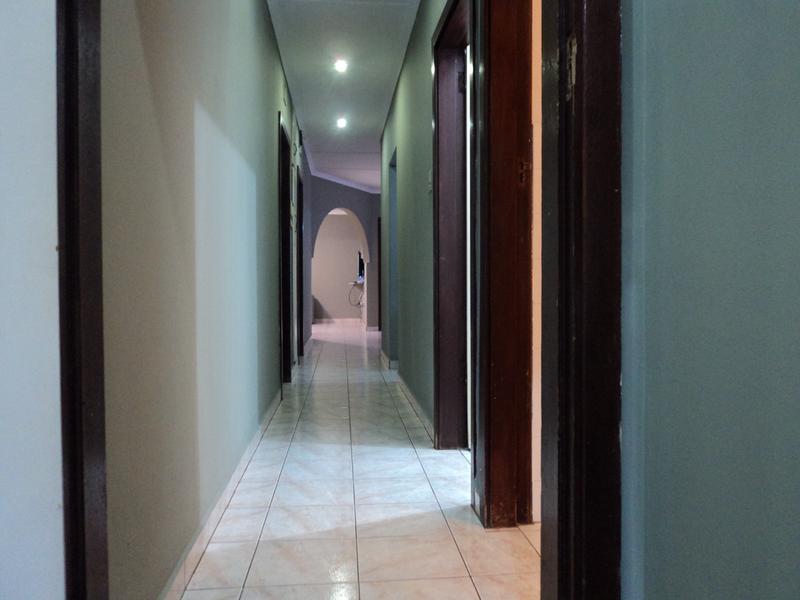 To Let 4 Bedroom Property for Rent in Bluff KwaZulu-Natal