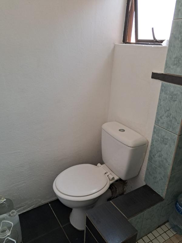 1 Bedroom Property for Sale in Caneside KwaZulu-Natal