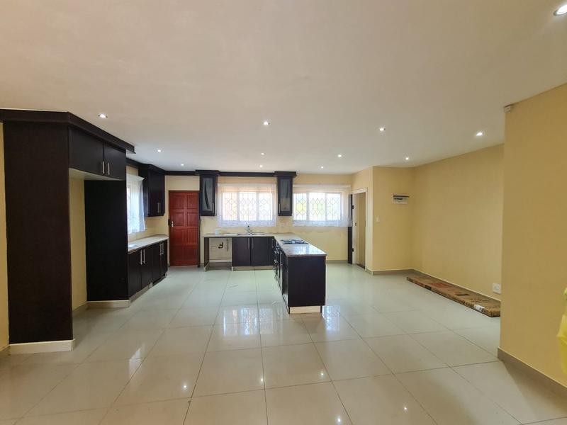 To Let 3 Bedroom Property for Rent in Rouken Glen KwaZulu-Natal