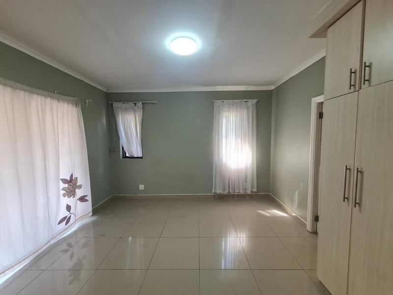 To Let 3 Bedroom Property for Rent in Rouken Glen KwaZulu-Natal