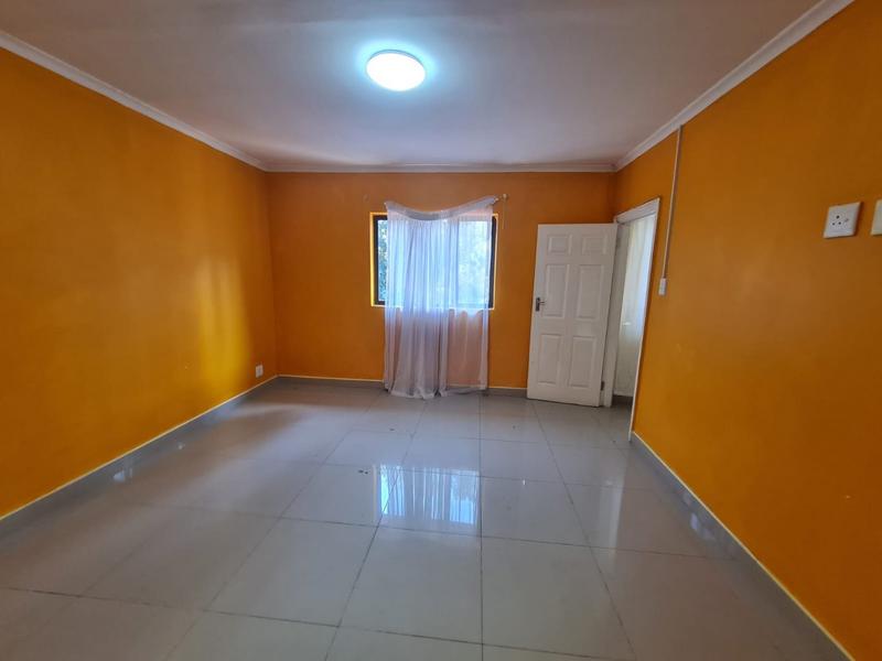 To Let 3 Bedroom Property for Rent in Rouken Glen KwaZulu-Natal
