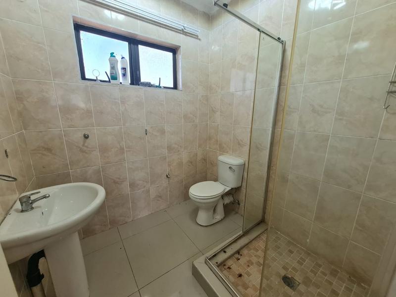 To Let 3 Bedroom Property for Rent in Rouken Glen KwaZulu-Natal