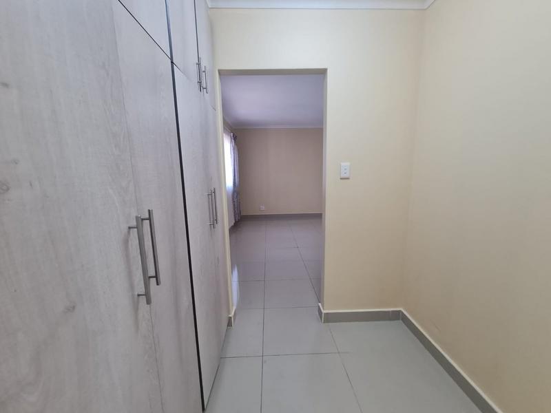 To Let 3 Bedroom Property for Rent in Rouken Glen KwaZulu-Natal