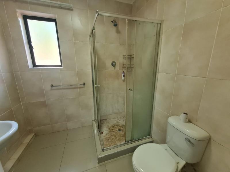 To Let 3 Bedroom Property for Rent in Rouken Glen KwaZulu-Natal