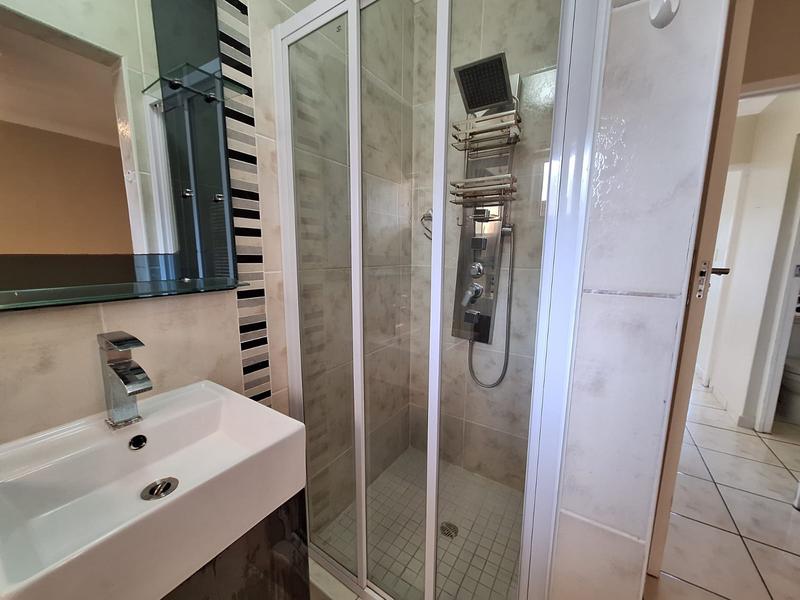 2 Bedroom Property for Sale in Manaba Beach KwaZulu-Natal
