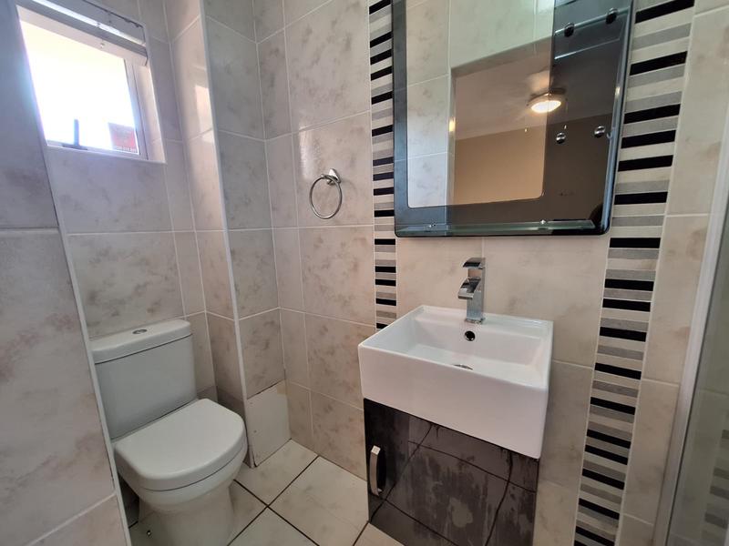 2 Bedroom Property for Sale in Manaba Beach KwaZulu-Natal
