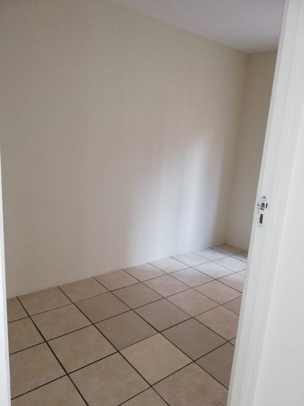 To Let 3 Bedroom Property for Rent in Avoca KwaZulu-Natal