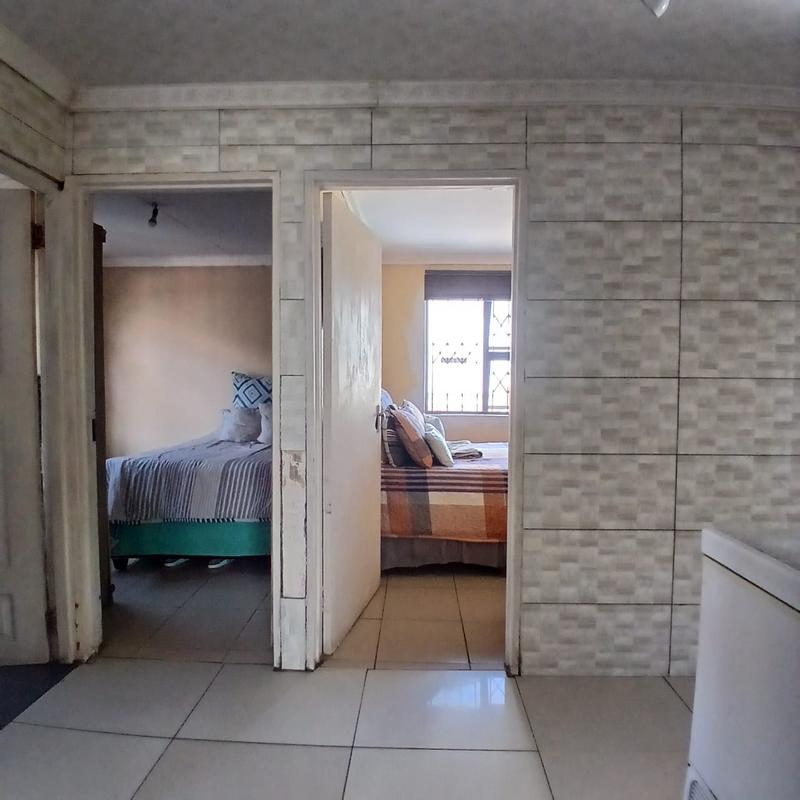 4 Bedroom Property for Sale in Umlazi KwaZulu-Natal