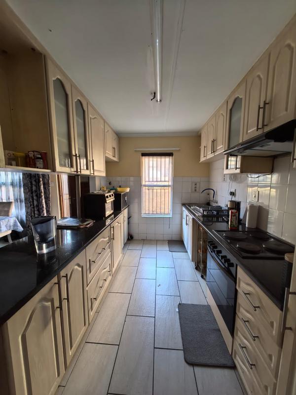 To Let 3 Bedroom Property for Rent in Clare Hills KwaZulu-Natal
