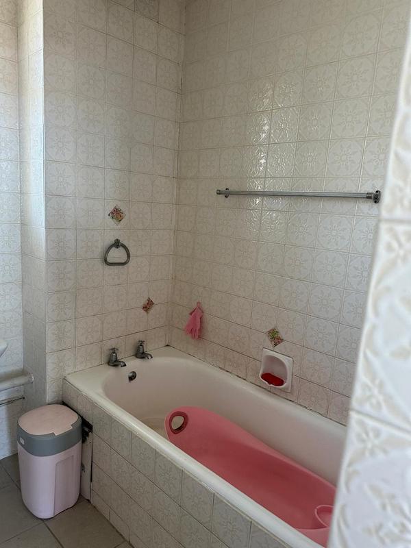 To Let 2 Bedroom Property for Rent in Morningside KwaZulu-Natal