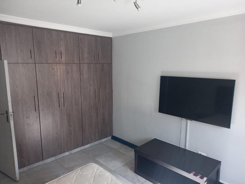 To Let 2 Bedroom Property for Rent in Malvern KwaZulu-Natal