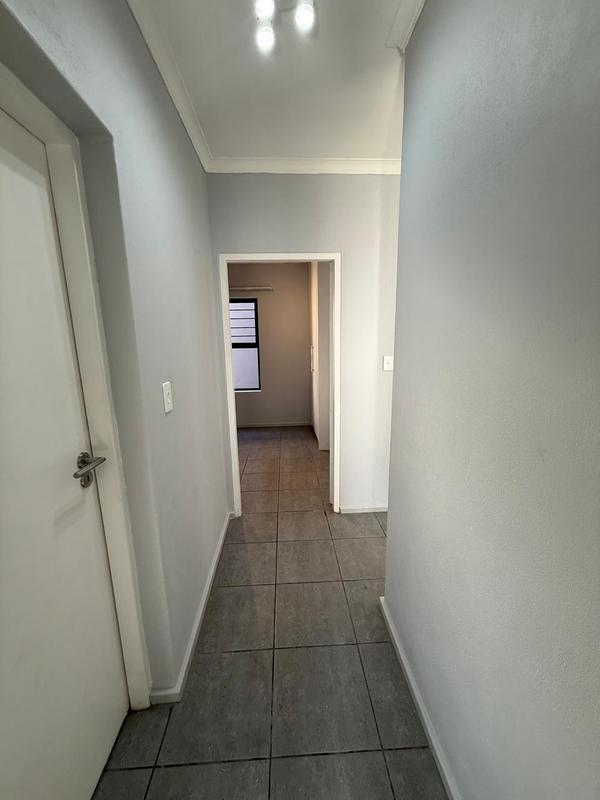 2 Bedroom Property for Sale in Amanzimtoti KwaZulu-Natal