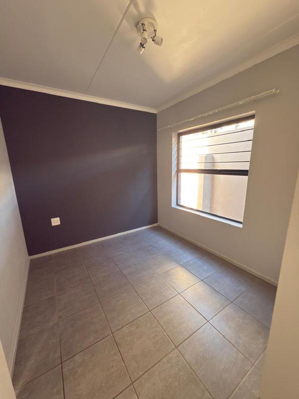 2 Bedroom Property for Sale in Amanzimtoti KwaZulu-Natal