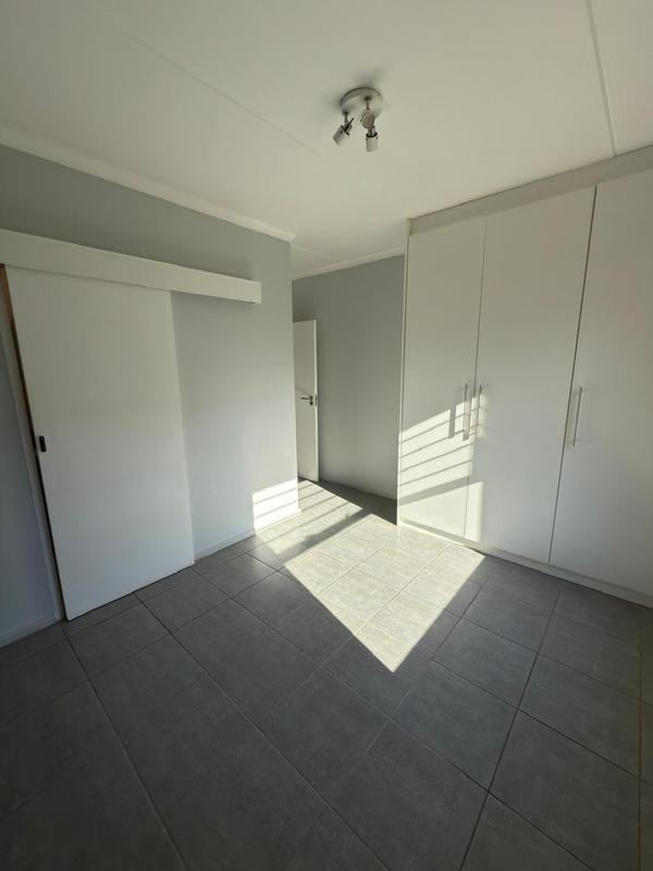 2 Bedroom Property for Sale in Amanzimtoti KwaZulu-Natal