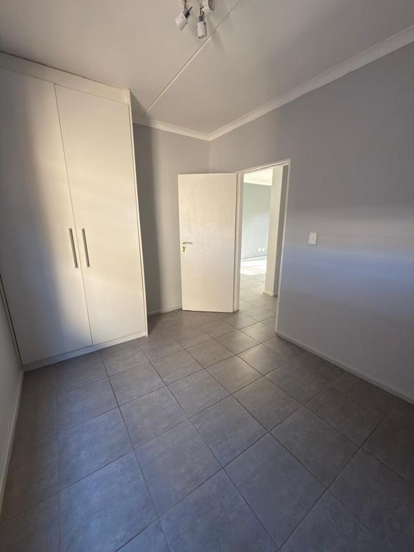2 Bedroom Property for Sale in Amanzimtoti KwaZulu-Natal