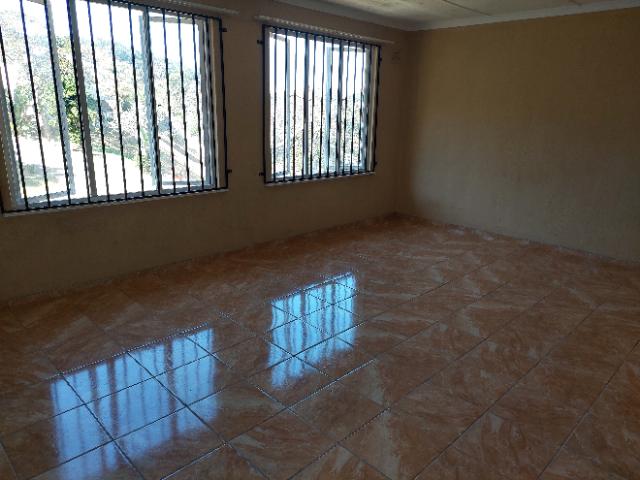 3 Bedroom Property for Sale in Amanzimtoti KwaZulu-Natal