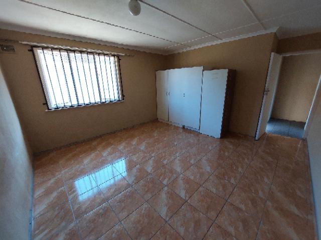 3 Bedroom Property for Sale in Amanzimtoti KwaZulu-Natal