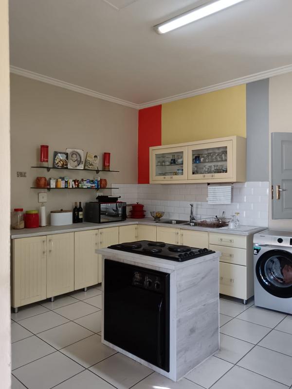 5 Bedroom Property for Sale in Cato Manor KwaZulu-Natal