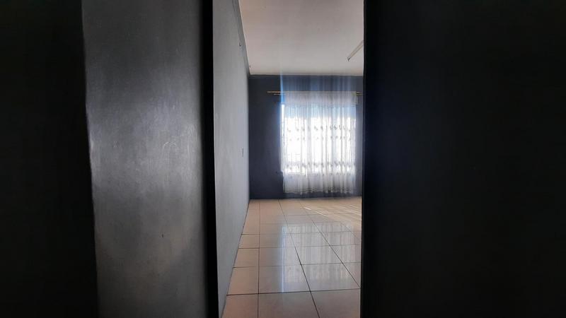 1 Bedroom Property for Sale in Shastri Park KwaZulu-Natal