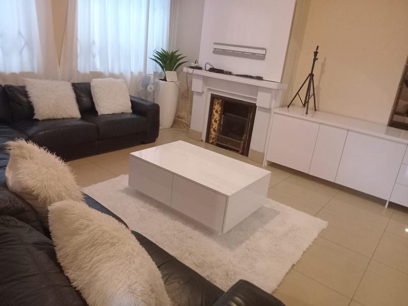 To Let 4 Bedroom Property for Rent in Morningside KwaZulu-Natal