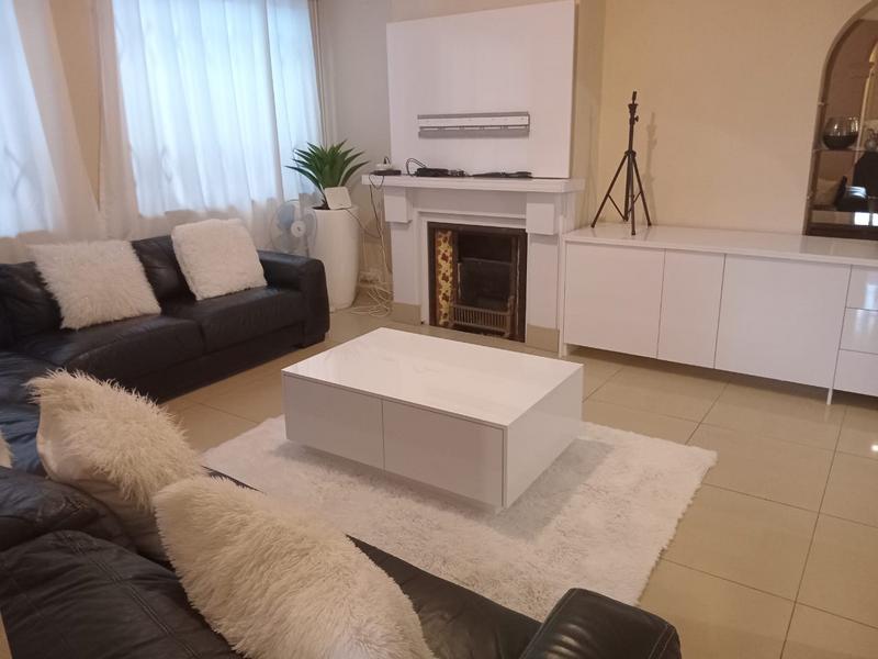 To Let 4 Bedroom Property for Rent in Morningside KwaZulu-Natal