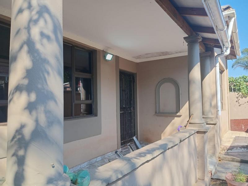 To Let 4 Bedroom Property for Rent in Morningside KwaZulu-Natal