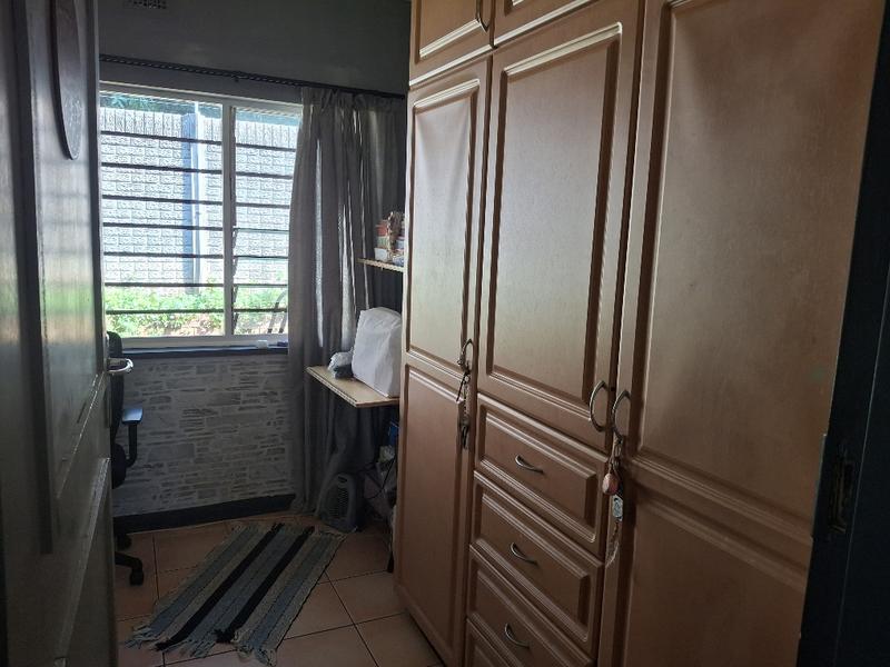 4 Bedroom Property for Sale in Umkomaas KwaZulu-Natal