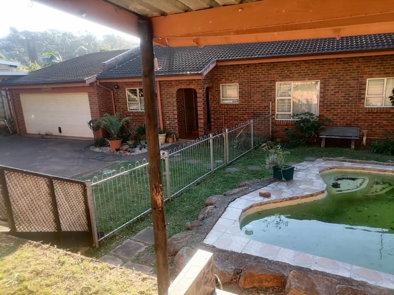 3 Bedroom Property for Sale in Amanzimtoti KwaZulu-Natal