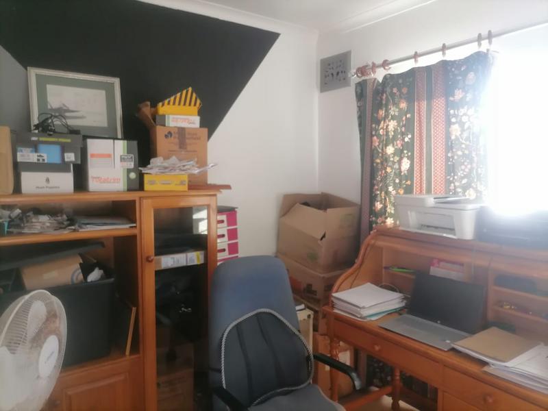 3 Bedroom Property for Sale in Amanzimtoti KwaZulu-Natal
