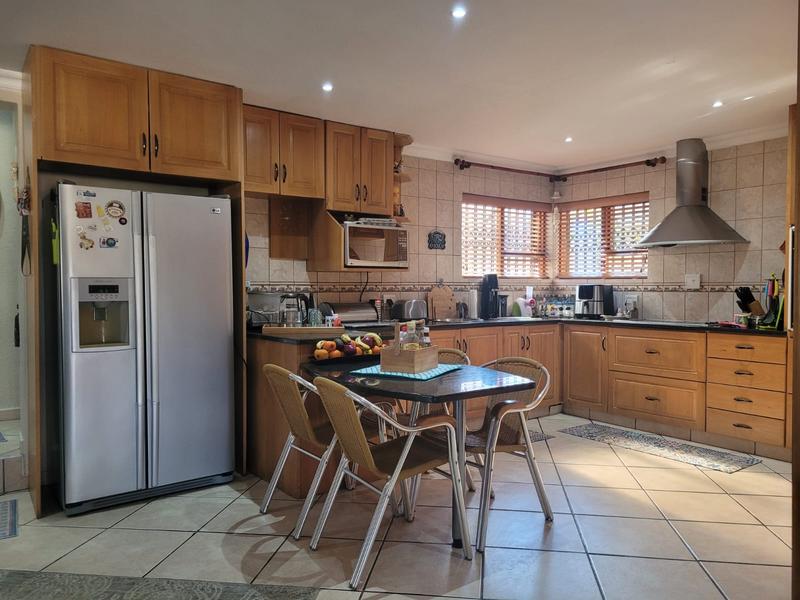 3 Bedroom Property for Sale in Manaba Beach KwaZulu-Natal