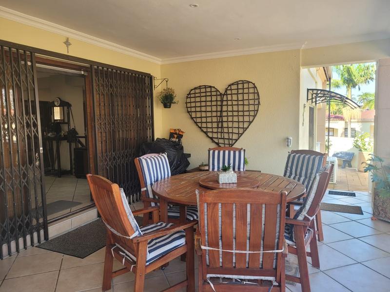 3 Bedroom Property for Sale in Manaba Beach KwaZulu-Natal