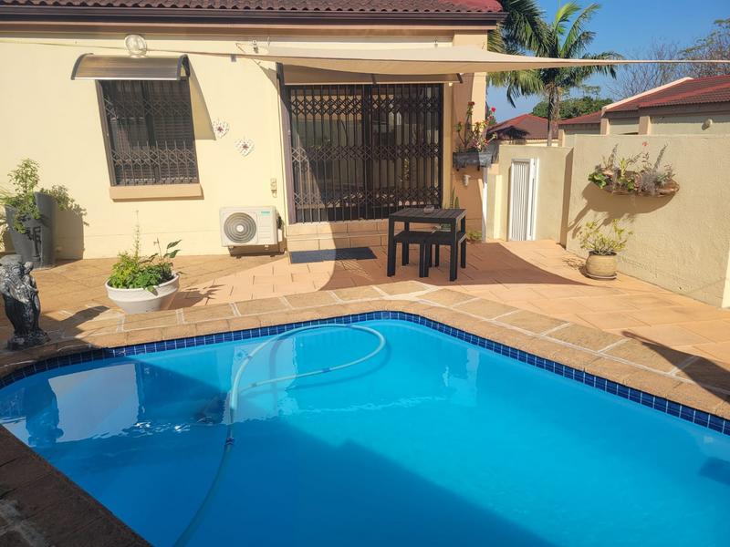 3 Bedroom Property for Sale in Manaba Beach KwaZulu-Natal