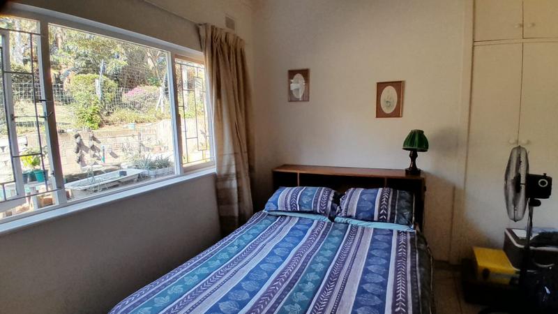 6 Bedroom Property for Sale in Uvongo KwaZulu-Natal