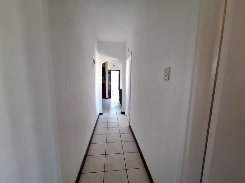 To Let 2 Bedroom Property for Rent in Manaba Beach KwaZulu-Natal