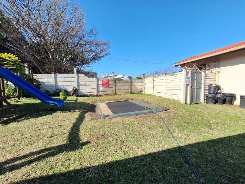 To Let 2 Bedroom Property for Rent in Manaba Beach KwaZulu-Natal