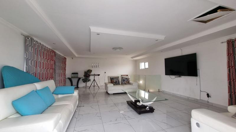 5 Bedroom Property for Sale in Palm Beach KwaZulu-Natal