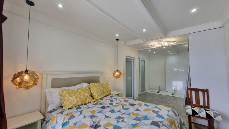 5 Bedroom Property for Sale in Palm Beach KwaZulu-Natal