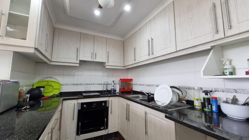 5 Bedroom Property for Sale in Palm Beach KwaZulu-Natal