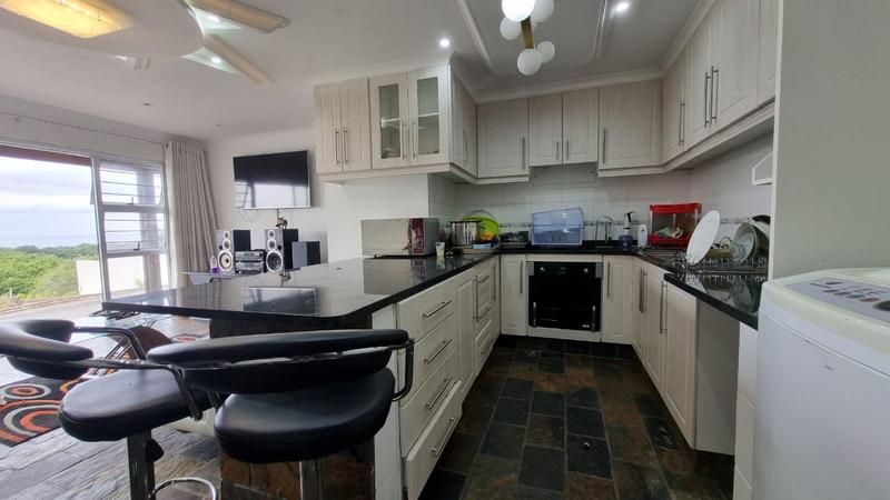 5 Bedroom Property for Sale in Palm Beach KwaZulu-Natal