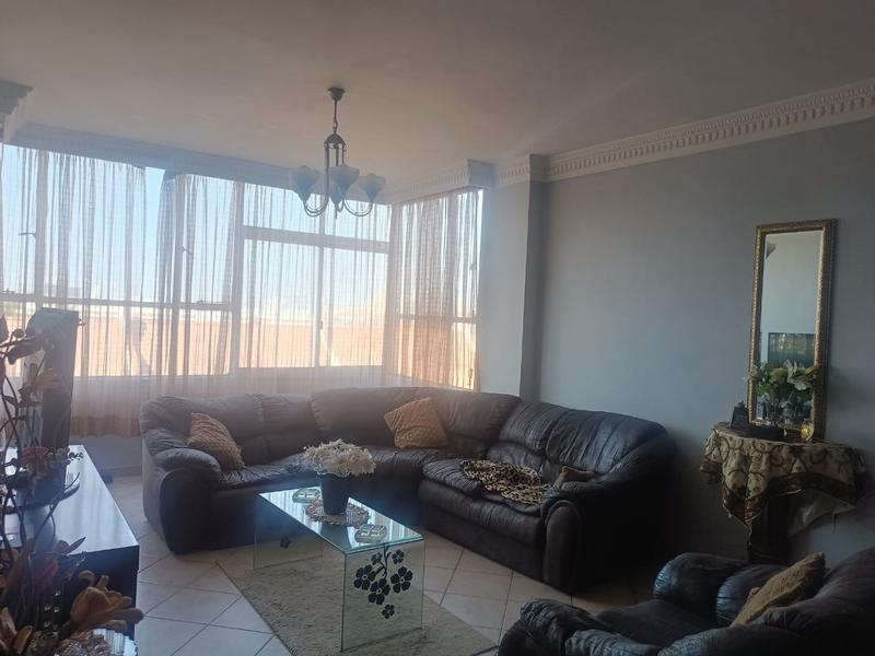 2 Bedroom Property for Sale in Essenwood KwaZulu-Natal