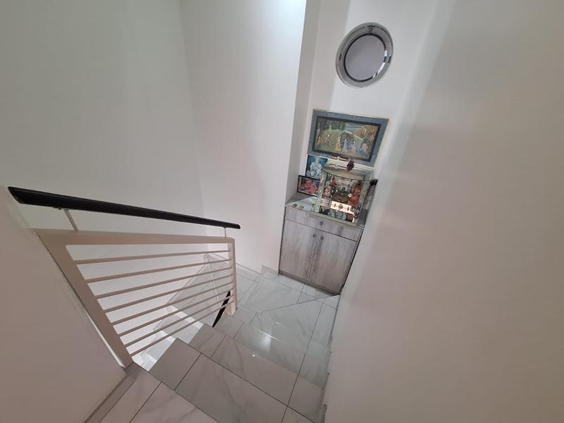 2 Bedroom Property for Sale in Point Waterfront KwaZulu-Natal