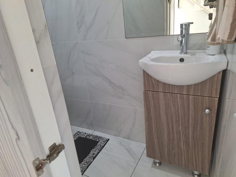 2 Bedroom Property for Sale in Point Waterfront KwaZulu-Natal