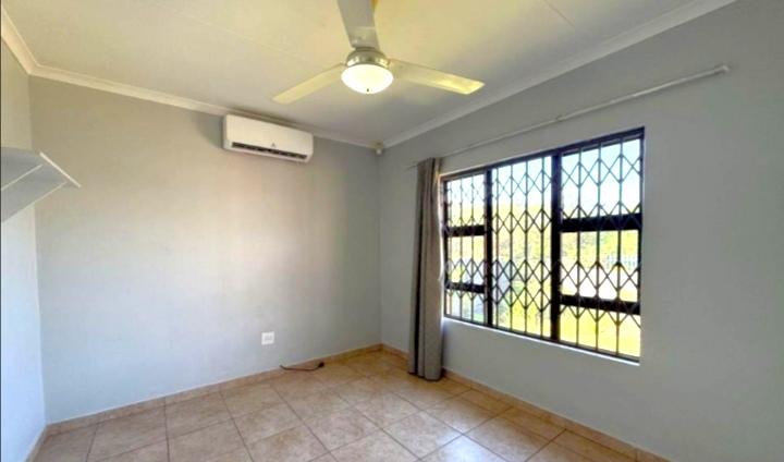 2 Bedroom Property for Sale in Birdswood KwaZulu-Natal