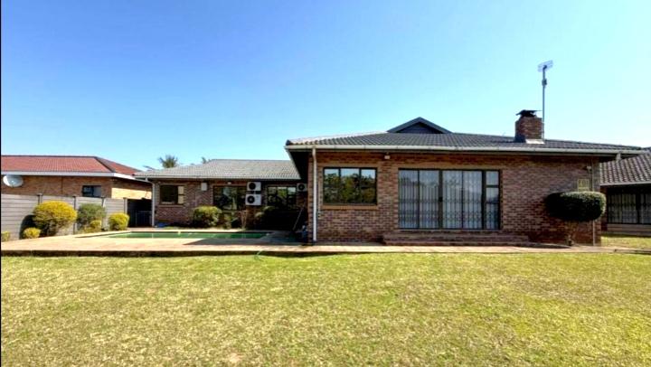 4 Bedroom Property for Sale in Birdswood KwaZulu-Natal
