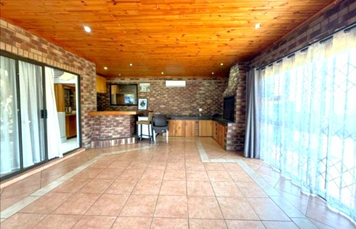 4 Bedroom Property for Sale in Birdswood KwaZulu-Natal
