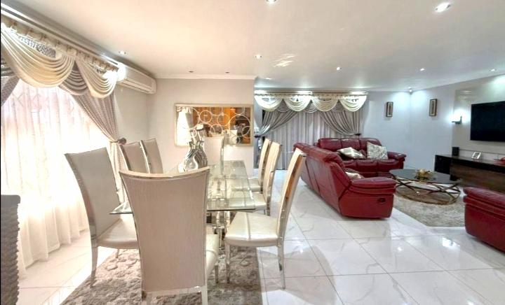 4 Bedroom Property for Sale in Birdswood KwaZulu-Natal