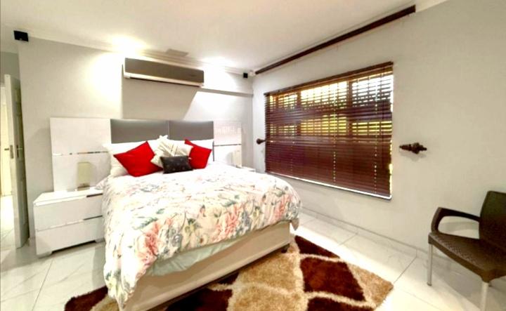 4 Bedroom Property for Sale in Birdswood KwaZulu-Natal