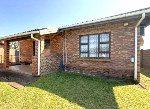 4 Bedroom Property for Sale in Birdswood KwaZulu-Natal